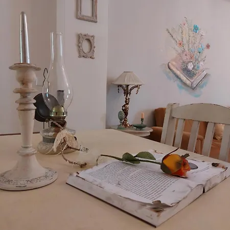 Apartament Antique 2